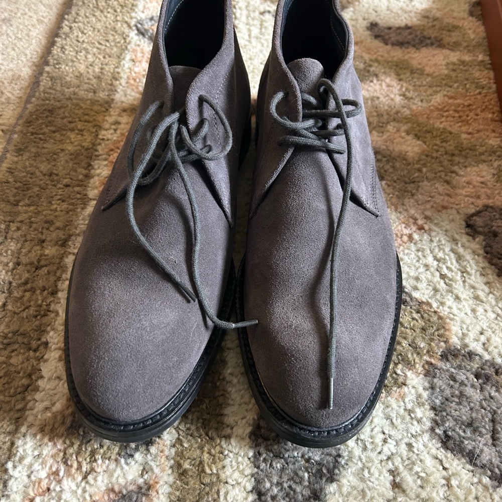 Alfani Men's Gray Suede Chukka Boots